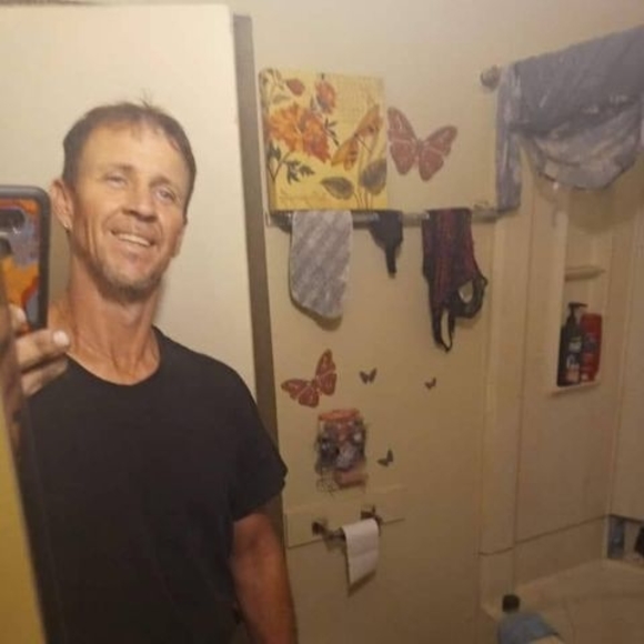 Meet your Posher, Robert - Picture 1 of 1